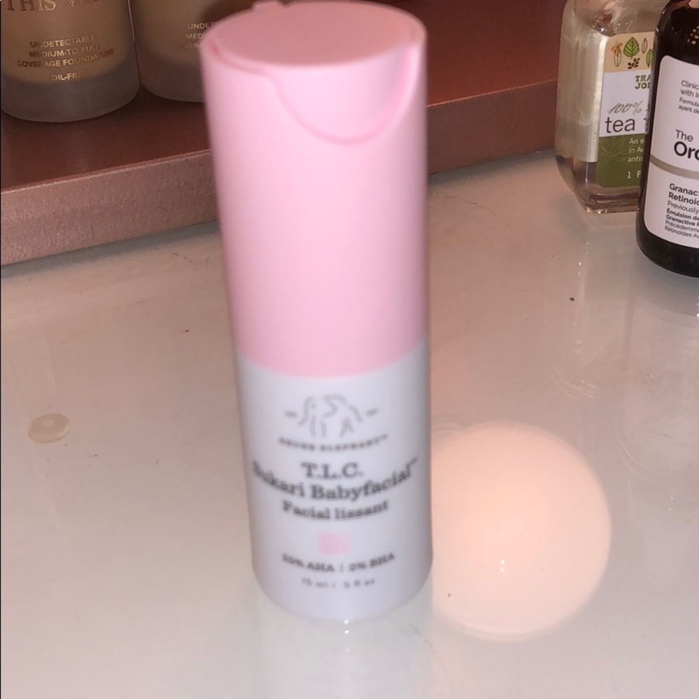 T.L.C Sukarno Babyfacial
